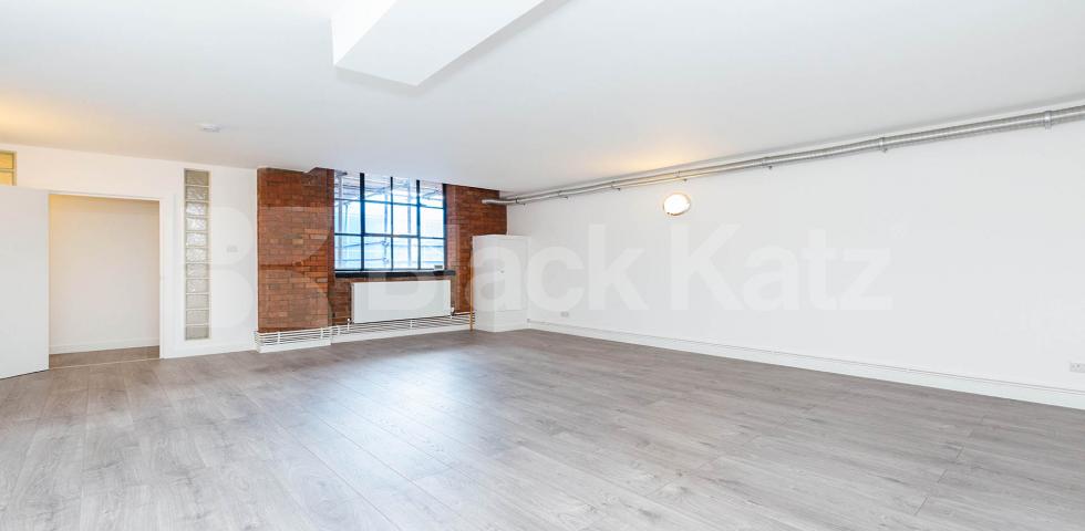 			2 Bedroom, 1 bath, 1 reception Apartment			 Dove Road, CANONBURY-ISLINGTON